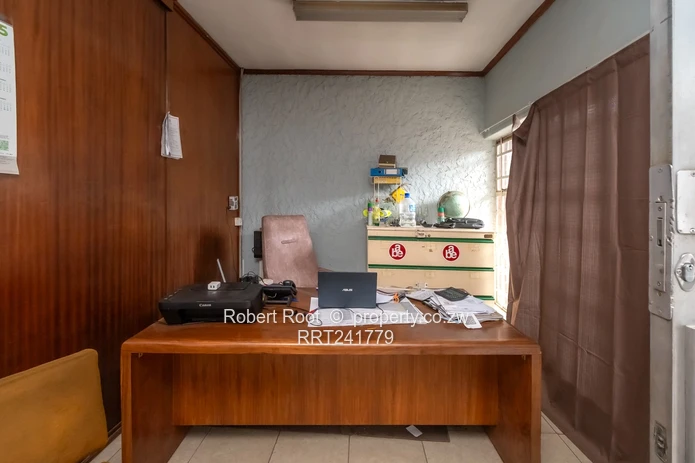 Industrial/Warehouse Property - New Ardbennie