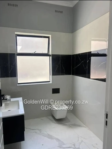 Pomona Luxurious House for Sale 