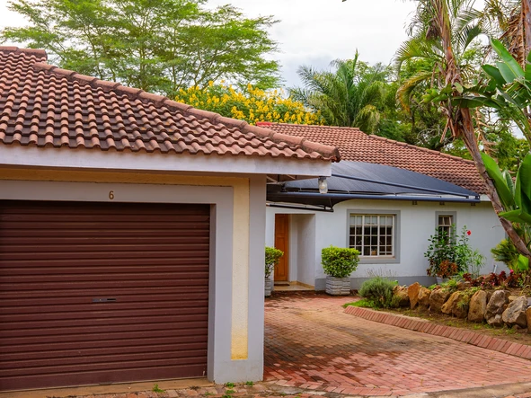 3 Bedroom Flat & Apartment