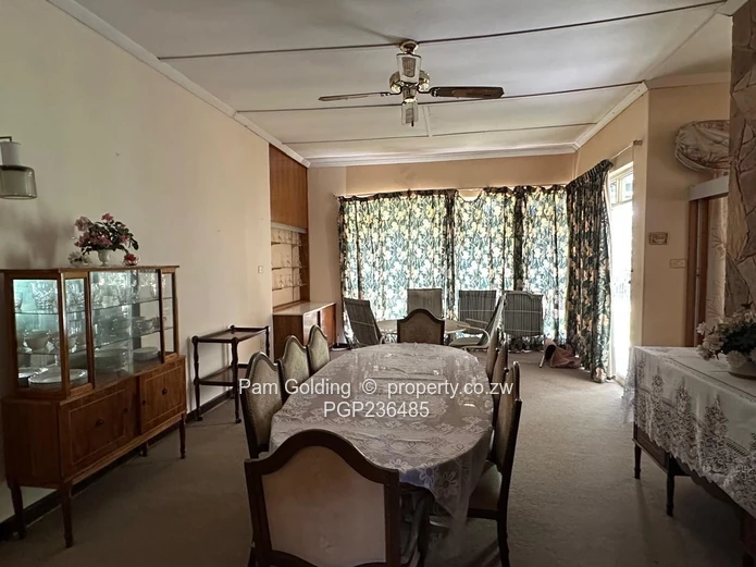 Solid Family Comfort In The Heart Of Hillside.