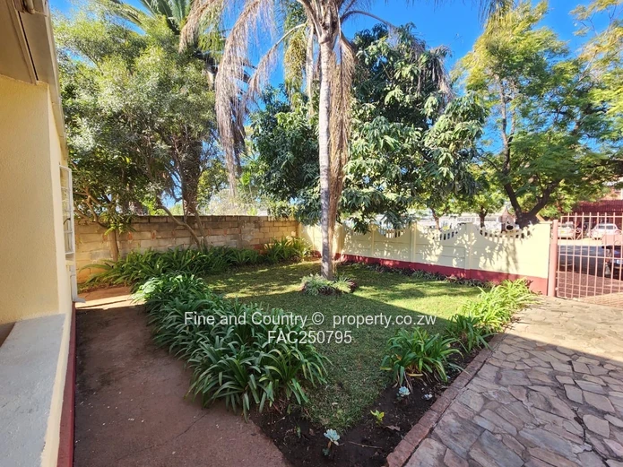 Commercial Townhouse For Sale – Bulawayo Cbd 