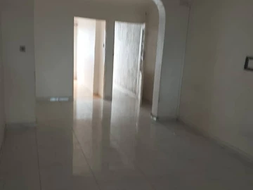 3 Bedroom Flat & Apartment