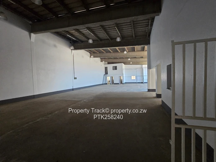 Warehouse property to let, available immediately 
