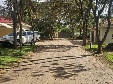 3 Bedroom Garden Flat