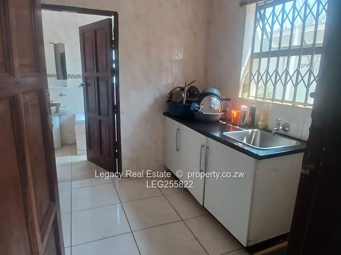 Westgate ,Adylinn 5-Bed Double-Storey: Paved Courtyard & Garage (Sole Mandate)