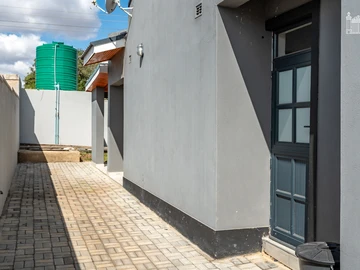 3 Bedroom Townhouse Complex