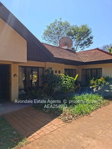 Milton Park House For Sale