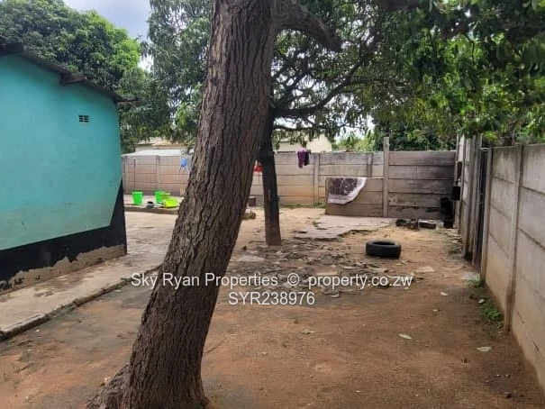 Glen Norah House For Sale 