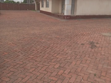 2 Bedroom Garden Flat