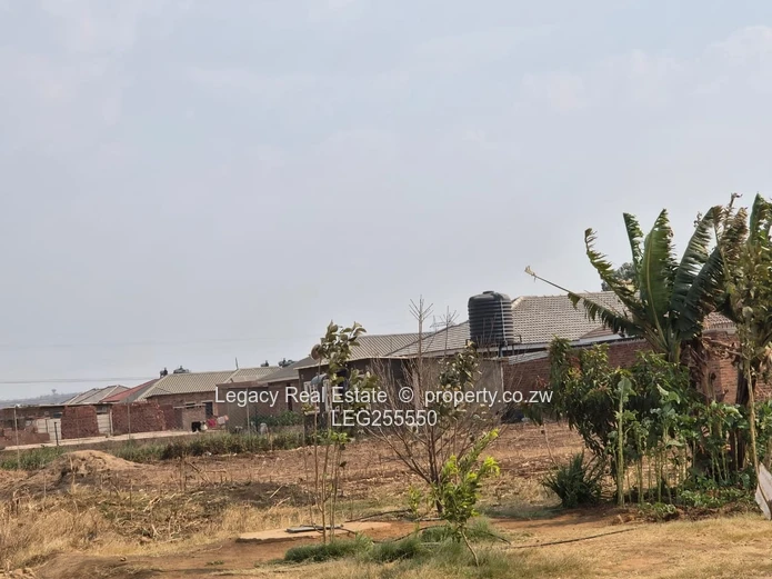 270m² Granary Park Plot — Gravel Road, Developing Neighbourhood