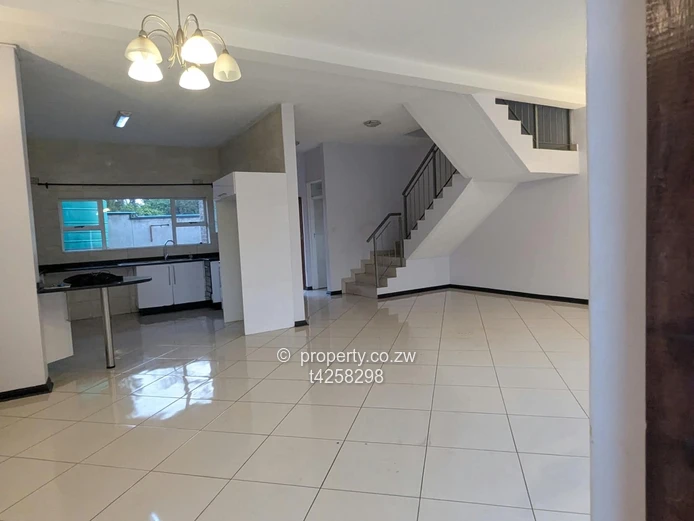 Mount pleasant 3 bedroom duplex apartment to rent  (Sole Mandate)