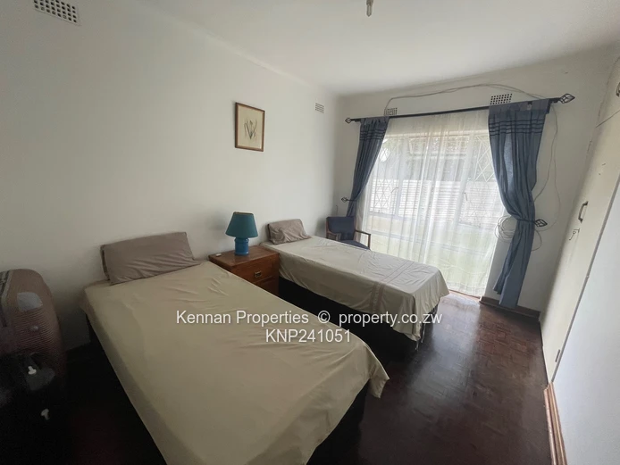 Solid & Spacious 4 Bed Home On  Woodholme Rd  (Sole Mandate)