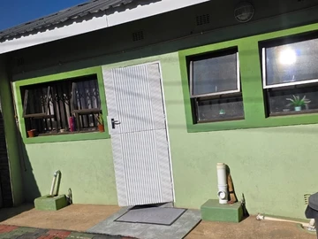 3 Bedroom Garden Flat