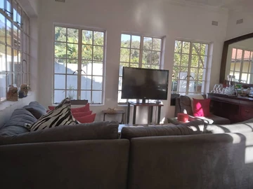 2 Bedroom Garden Flat