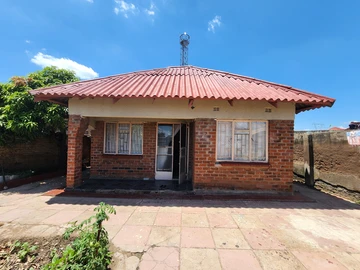 4 Bed House | Norton , Johannesburg
