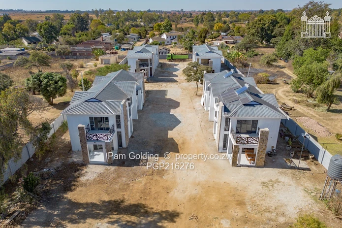 Near Completion Contemporary Duplex Unit in Good Location (Sole Mandate)