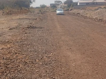 Commercial & Industrial Land