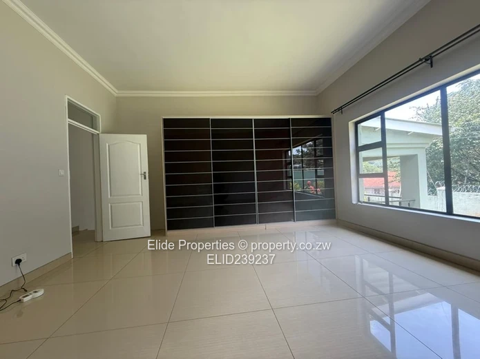 Greystone Park 3 bedroomed townhouse rent (Sole Mandate)