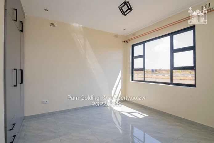 Newly Built Townhouse To Let – Pomona City