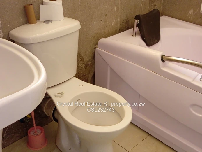 Mainway Meadows House for Sale (Sole Mandate)