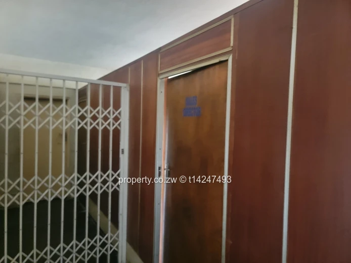Southerton Ardbennie Industrial warehouse  (Sole Mandate)