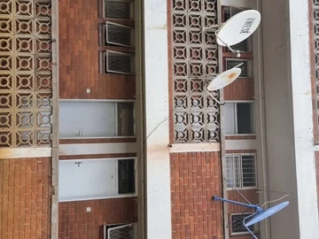 2 Bedroom Flat & Apartment