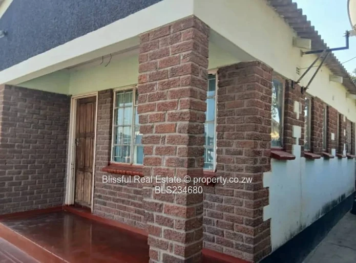 Chitungwiza Unit C House for Sale