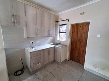 36 Bedroom Flat & Apartment