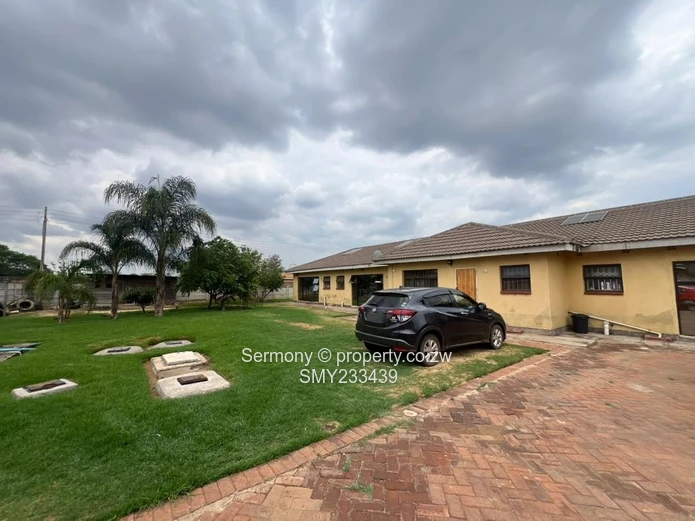 Investor's Delight For Sale  - 13 bedroomed property in Goodhope, Harare