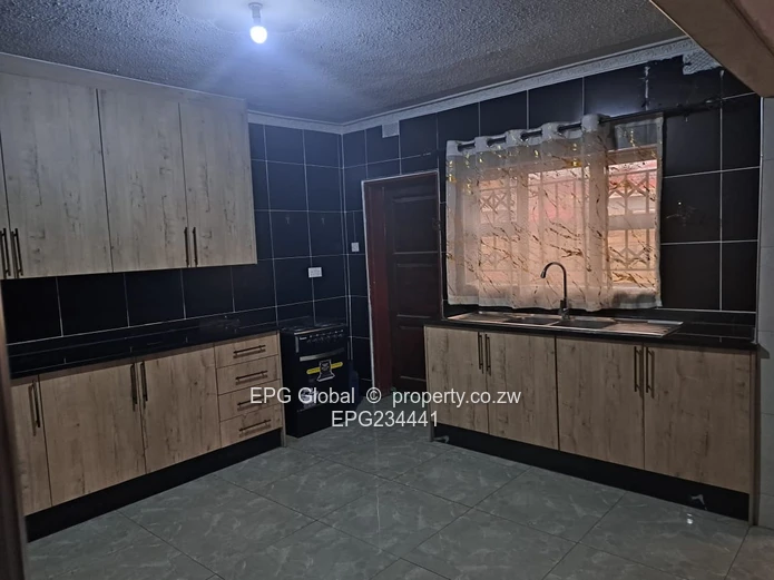 Solid Family house for sale 