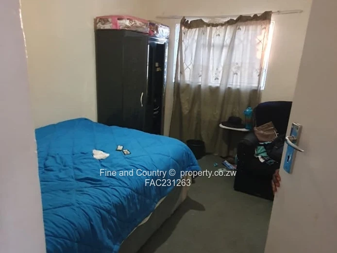 Semi-Detached Lovely House For Sale In Old Luveve