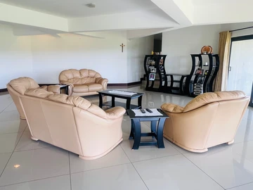 7 Bedroom House