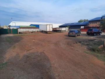 Commercial & Industrial Land