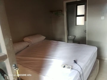 Hotel & Lodge