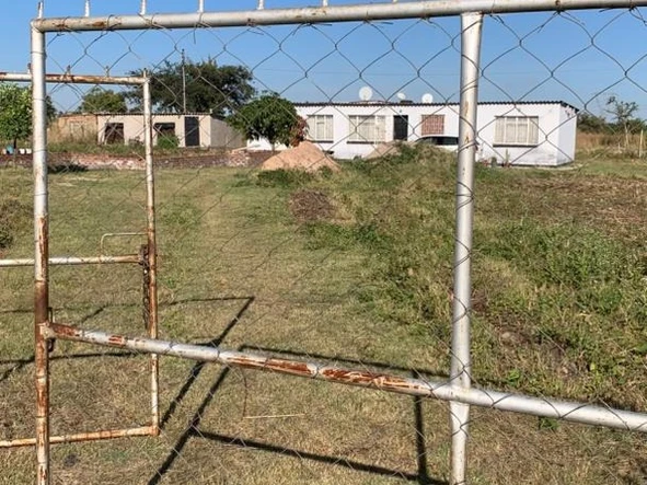 Stands & Residential Land