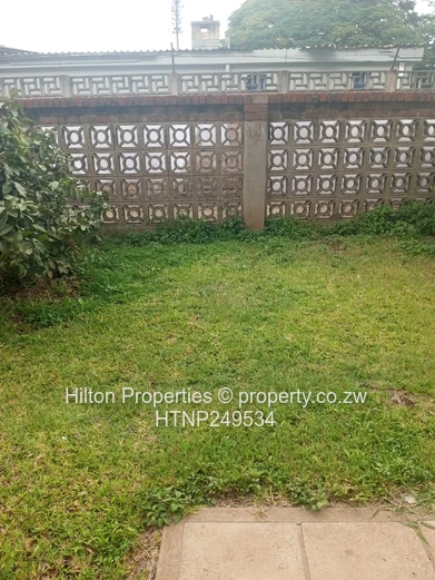 Eastlea 2-Bed Apartment — Borehole & Parking