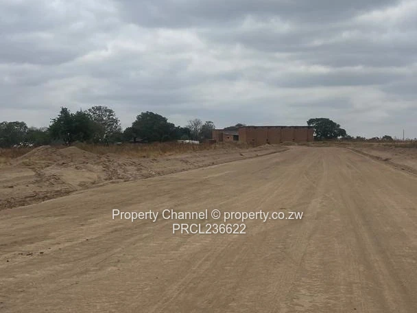300 m² Cleared Stand in Nyabira – Level, Road Access