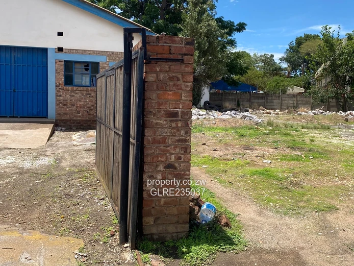 Bluffhill Warehouse To Let And Offices to Let 