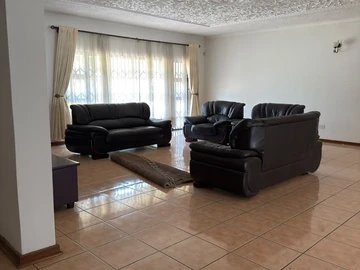 7 Bedroom House