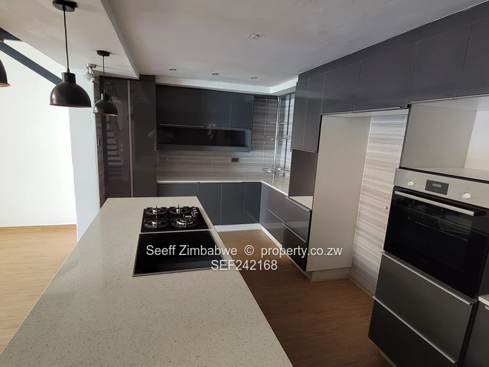 A Luxurious 4-Bedroom Townhouse/Cluster