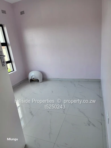 4bed house mabvazuwa phase 2 (Sole Mandate)