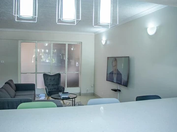 3 Bedroom Flat & Apartment