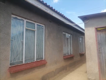6 Bedroom House