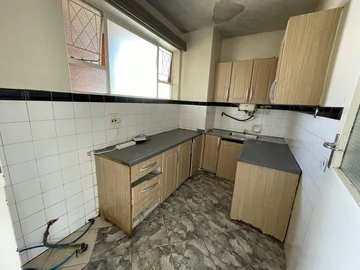 2 Bedroom Flat & Apartment