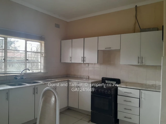 3 Bed House For Rent in Waterfalls