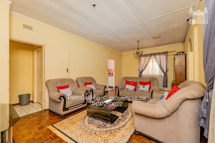 Family Home with Rental Income Potential!