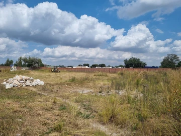 Commercial & Industrial Land