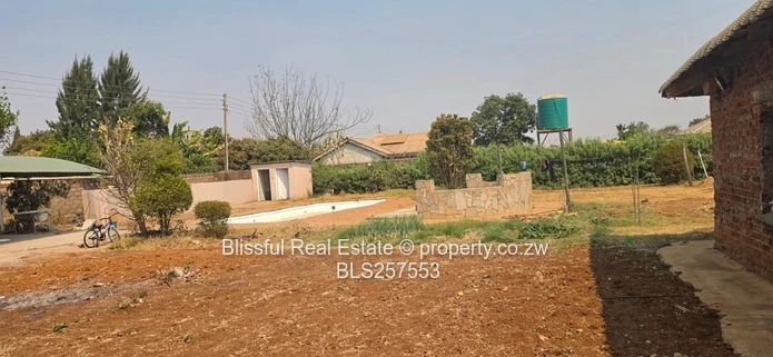 4 bedroom house for sale in Norton knowe -deeds