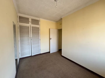 3 Bedroom Flat & Apartment