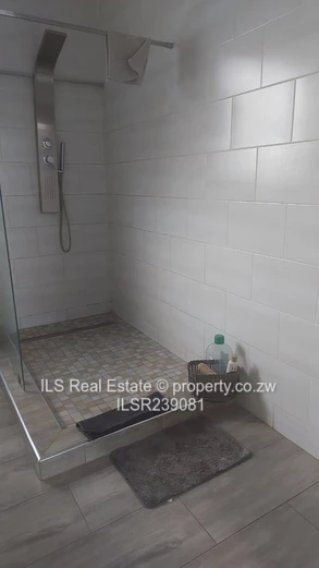 Spacious 4-Bed Borrowdale West Home on 2000 m2 + Borehole